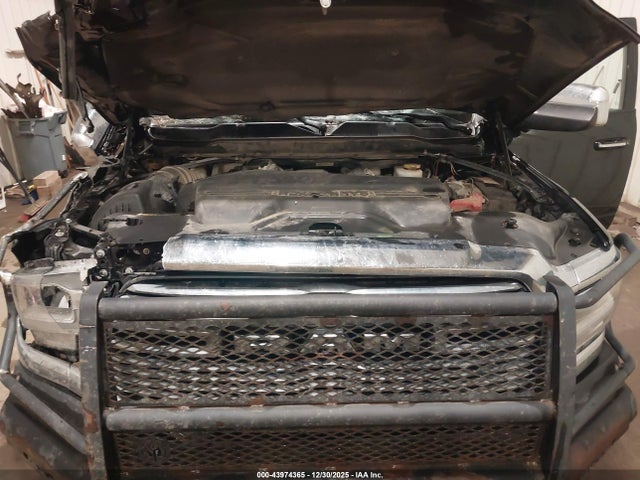 Продаж на аукціоні авто 2022 Ram 2500 Laramie  4x4 6'4 Box, vin: 3C6UR5FL1NG393099, номер лоту: 43974365