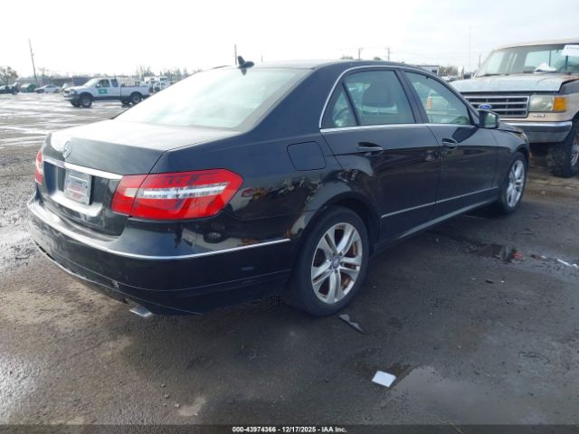 2011 MERCEDES-BENZ E 350 WDDHF5GB1BA463290 Photo 3