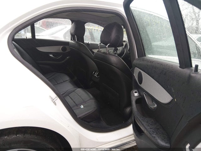 2016 MERCEDES-BENZ C 300 55SWF4KB1GU103713 Photo 7
