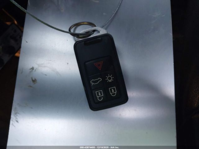 2017 VOLVO XC60 YV449MRUXH2017356 Photo 10