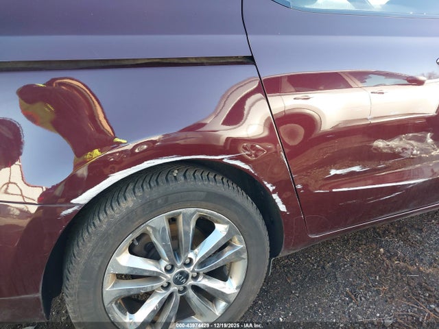 KNDME5C12F6033981 KIA Sedona Sx Luxury