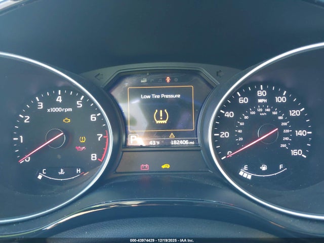 KNDME5C12F6033981 KIA Sedona Sx Luxury