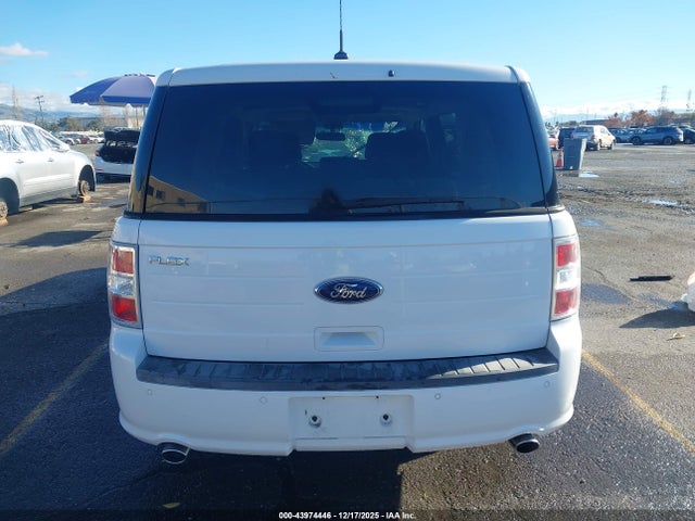 Ford FLEX SE 2015 2FMGK5B82FBA02568 Image 17