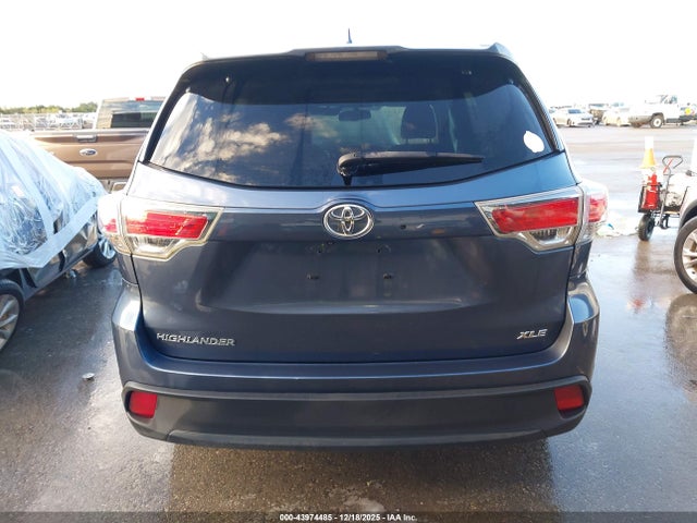 Toyota Highlander Xle V6 2014 5TDKKRFHXES026288 Image 17