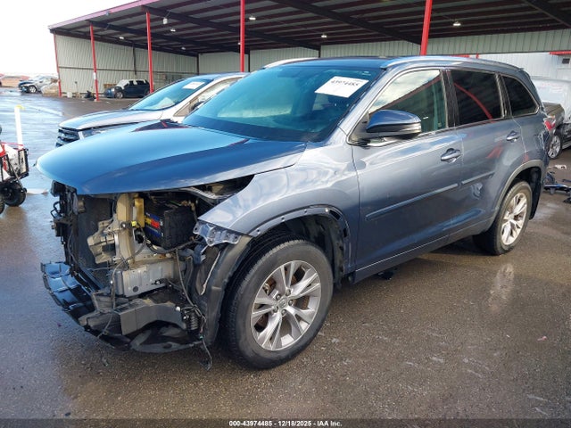 Toyota Highlander Xle V6 2014 5TDKKRFHXES026288 Image 2