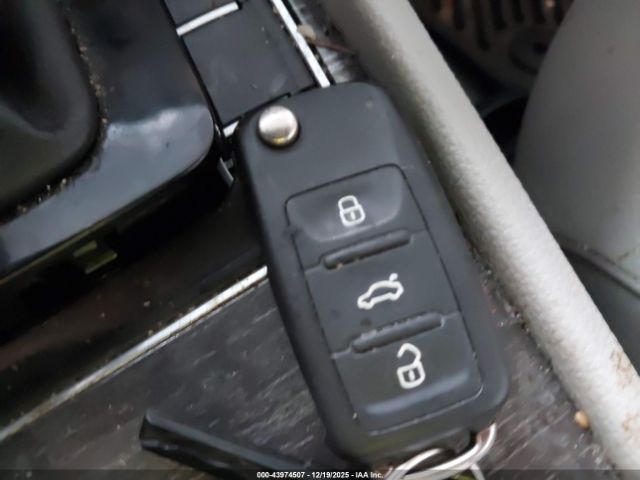 2017 VOLKSWAGEN PASSAT 1VWBT7A37HC003759 Photo 10