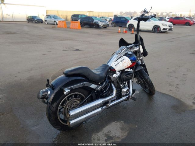 2018 HARLEY-DAVIDSON FXLR 1HD1YNJ31JC052562 Photo 3