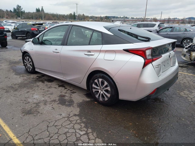 Toyota Prius Xle Awd-e 2021 JTDL9MFU3M3024799 Image 3