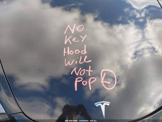 Продажа на аукционе авто 2022 Tesla Model 3 Long Range Dual Motor All-wheel Drive, vin: 5YJ3E1EB4NF189811, номер лота: 43974569