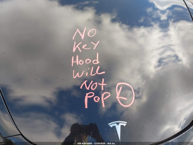 Продажа на аукционе авто 2022 Tesla Model 3 Long Range Dual Motor All-wheel Drive, vin: 5YJ3E1EB4NF189811, номер лота: 43974569