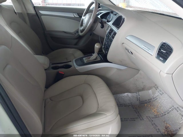2011 AUDI A4 WAUFFAFL7BN037372 Photo 4