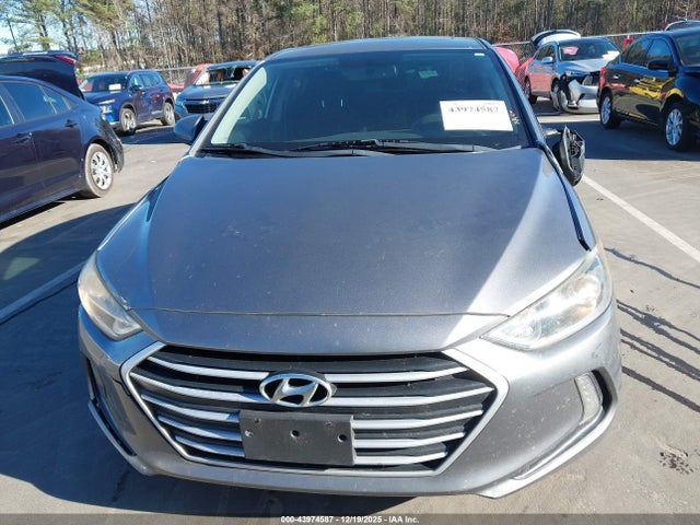 2018 Hyundai Elantra Value Edition მანქანა იყიდება აუქციონზე, vin: 5NPD84LF5JH302549, აუქციონის ნომერი: 43974587