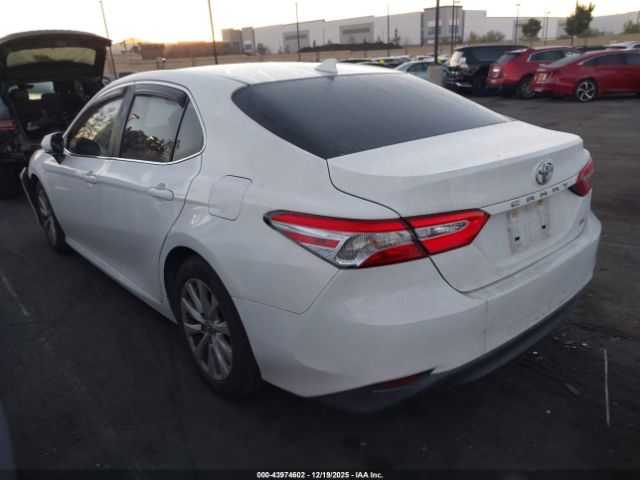 2019 TOYOTA CAMRY JTNB11HK5K3083648 Photo 2