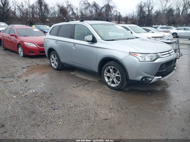 2015 MITSUBISHI OUTLANDER JA4AZ3A34FZ011120 Photo 0