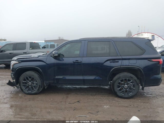Toyota Sequoia Platinum 2024 7SVAAABA1RX022953 Image 15