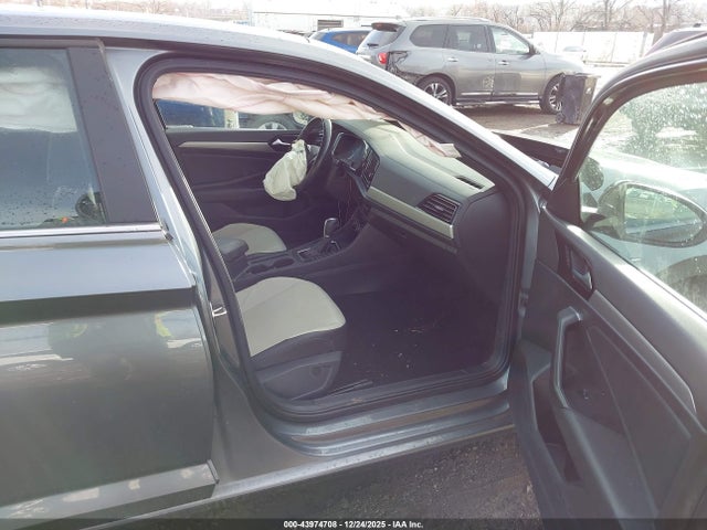 Продаж на аукціоні авто 2019 Volkswagen Jetta 1.4t R-line/1.4t S/1.4t Se, vin: 3VWC57BU0KM197787, номер лоту: 43974708