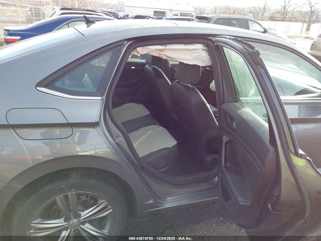 Продаж на аукціоні авто 2019 Volkswagen Jetta 1.4t R-line/1.4t S/1.4t Se, vin: 3VWC57BU0KM197787, номер лоту: 43974708