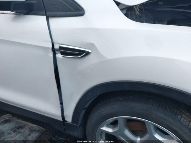 1FMCU9J92KUB29027 Ford Escape Titanium