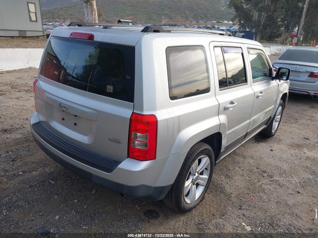 Jeep Patriot Latitude 2014 1C4NJPFB8ED502355 Image 4