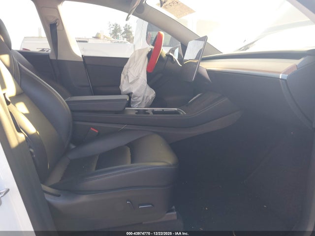 2022 TESLA MODEL Y 7SAYGDEF1NF375927 Photo 4