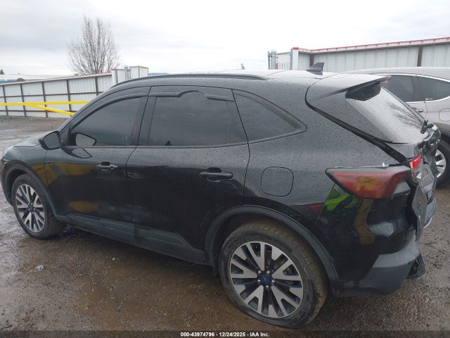 1FMCU9BZXLUC45317 Ford Escape Se Sport Hybrid