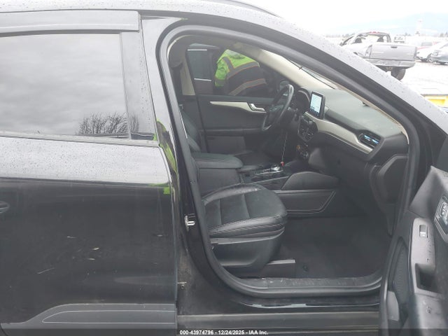 1FMCU9BZXLUC45317 Ford Escape Se Sport Hybrid