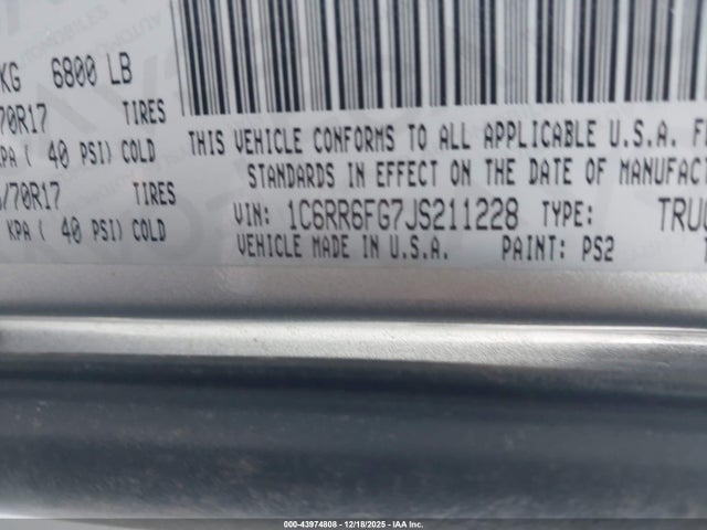 RAM 1500 Express 4x2 6'4 Box 2018 1C6RR6FG7JS211228 Image 9