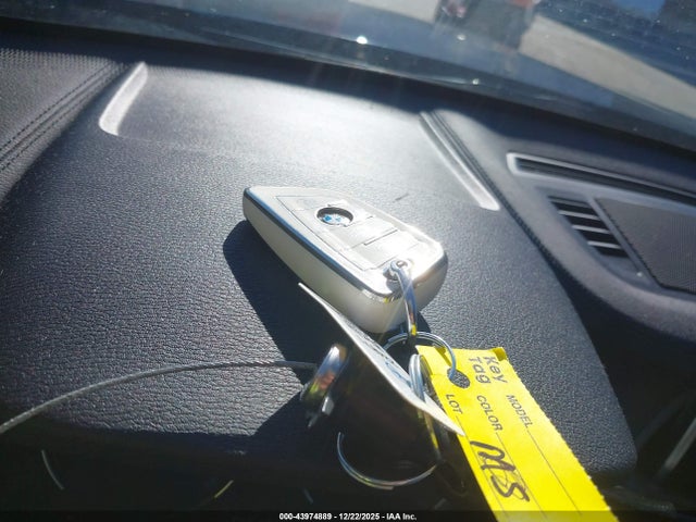 2020 BMW X1 WBXJG9C06L5P73873 Photo 10