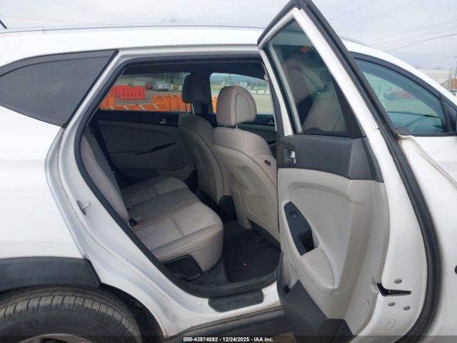 2016 HYUNDAI TUCSON KM8J33A45GU113813 Photo 7