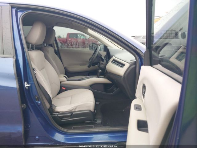 2017 HONDA HR-V 3CZRU5H36HM700566 Photo 4