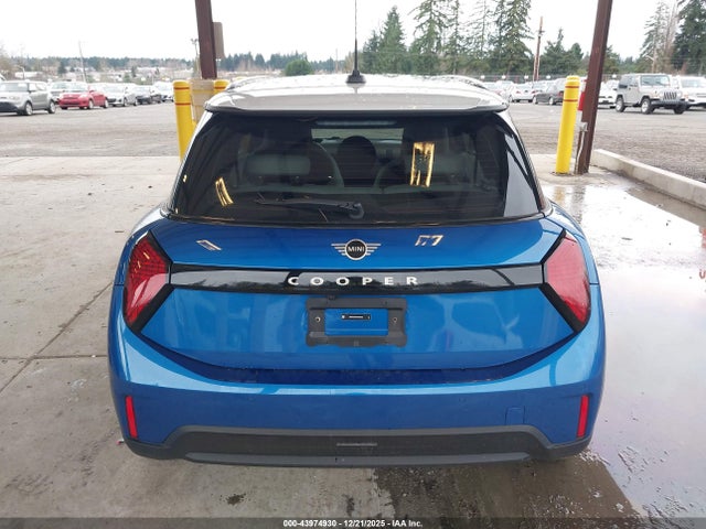 Mini Hardtop Cooper 2025 WMW13GD07S2W70762 Image 17