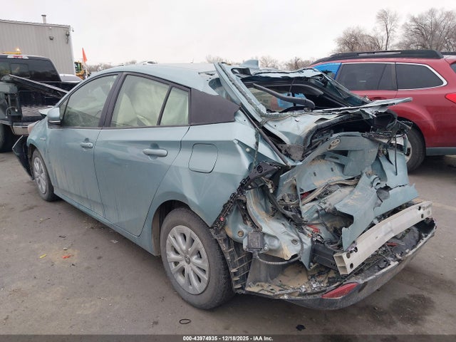 2022 TOYOTA PRIUS JTDKAMFU7N3162561 Photo 2