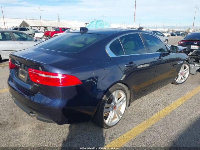 2017 JAGUAR XE SAJAE4BV3HA968252 Photo 3