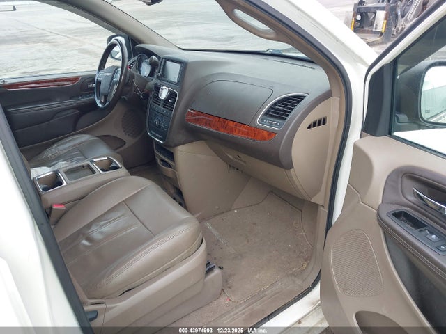 43974993 :رقم المزاد ، 2C4RC1BG5CR376301 vin ، 2012 Chrysler Town & Country Touring مزاد بيع