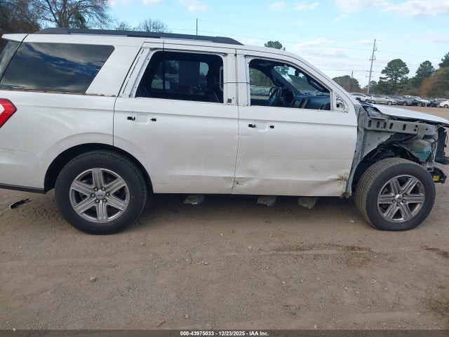 1FMJU1HT1JEA50273 Ford Expedition Xlt