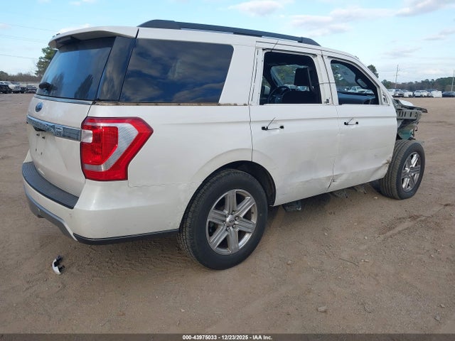 1FMJU1HT1JEA50273 Ford Expedition Xlt