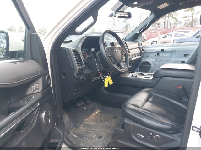 1FMJU1HT1JEA50273 Ford Expedition Xlt