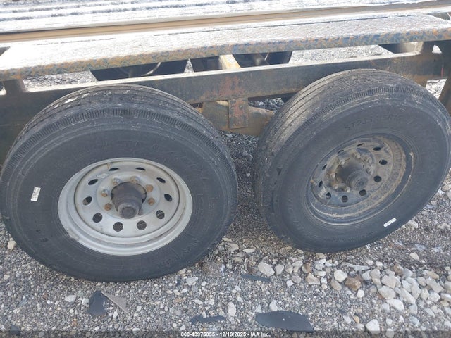 43975055 :رقم المزاد ، MVIN375601IND vin ، 2020 Trailer 28' Utility مزاد بيع