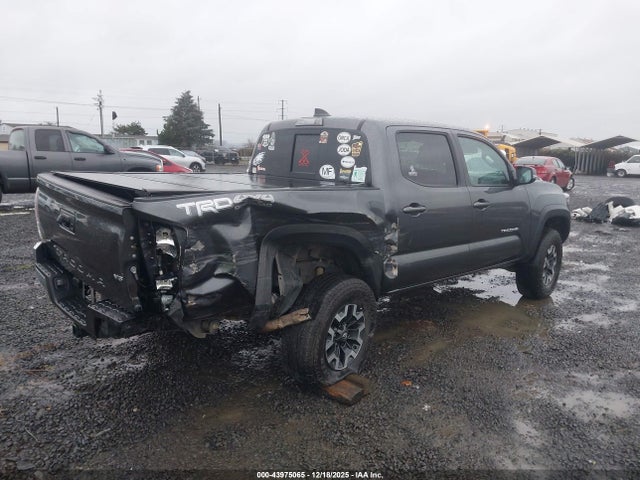 3TMCZ5AN2NM477771 Toyota Tacoma Trd Off Road