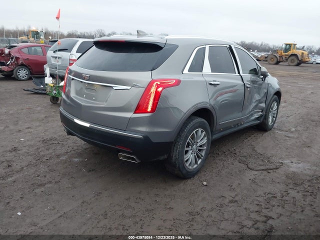 2018 CADILLAC XT5 1GYKNCRS9JZ127093 Photo 3