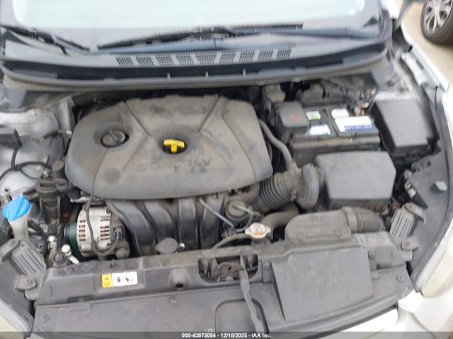 5NPDH4AE0EH512606 Hyundai ELANTRA SE