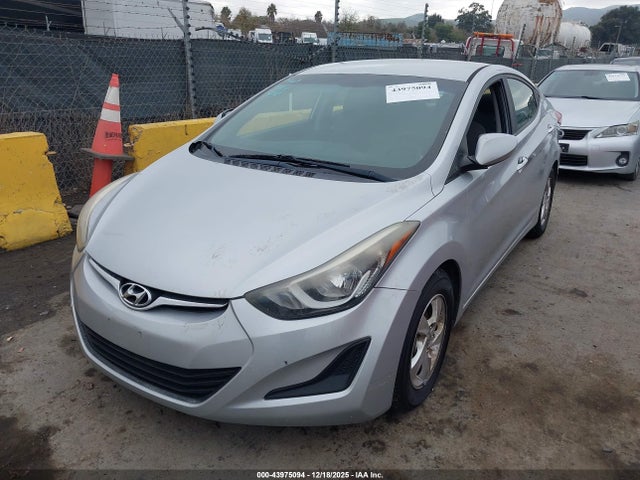 5NPDH4AE0EH512606 Hyundai ELANTRA SE