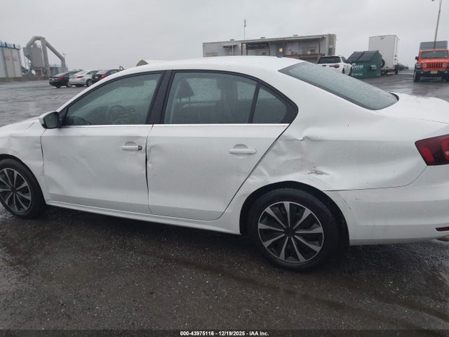 Aukcja sprzedaży 2017 Volkswagen Jetta 1.4t S, vin: 3VW2B7AJ8HM352624, numer aukcji: 43975116