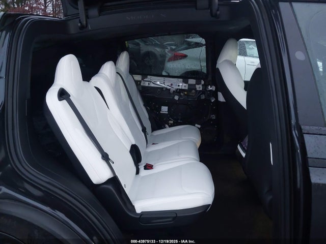 2025 TESLA MODEL X 7SAXCDE53SF469804 Photo 7