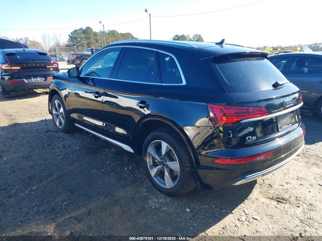 2023 AUDI Q5 WA1BBAFYXP2019458 Photo 2
