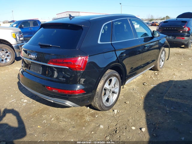 2023 AUDI Q5 WA1BBAFYXP2019458 Photo 3