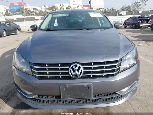 Volkswagen Passat 1.8t Sel Premium 2014 1VWCT7A33EC044132 Image 12