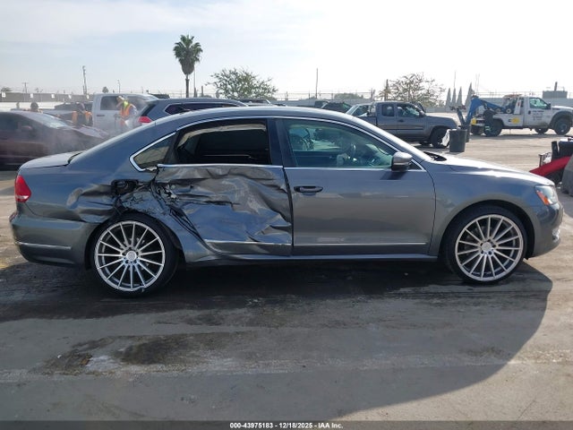 Volkswagen Passat 1.8t Sel Premium 2014 1VWCT7A33EC044132 Image 13
