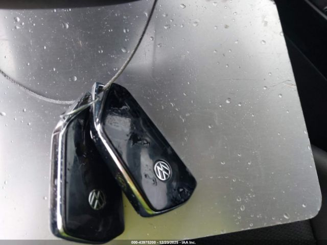 2023 VOLKSWAGEN ID.4 1V2VMPE87PC030511 Photo 10