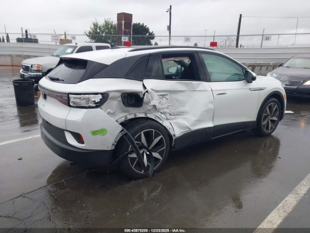 2023 VOLKSWAGEN ID.4 1V2VMPE87PC030511 Photo 3
